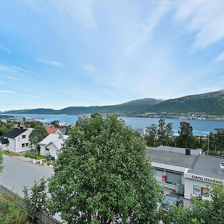 Modern Apartment In The Center Of The Island Tromso Bagian luar foto